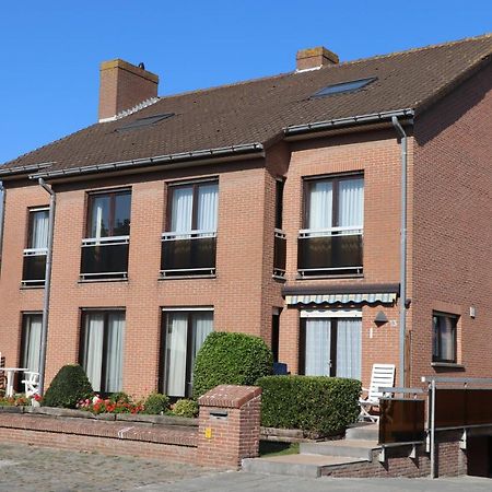 Dodo Des Iles Bed and Breakfast Koksijde Exteriör bild