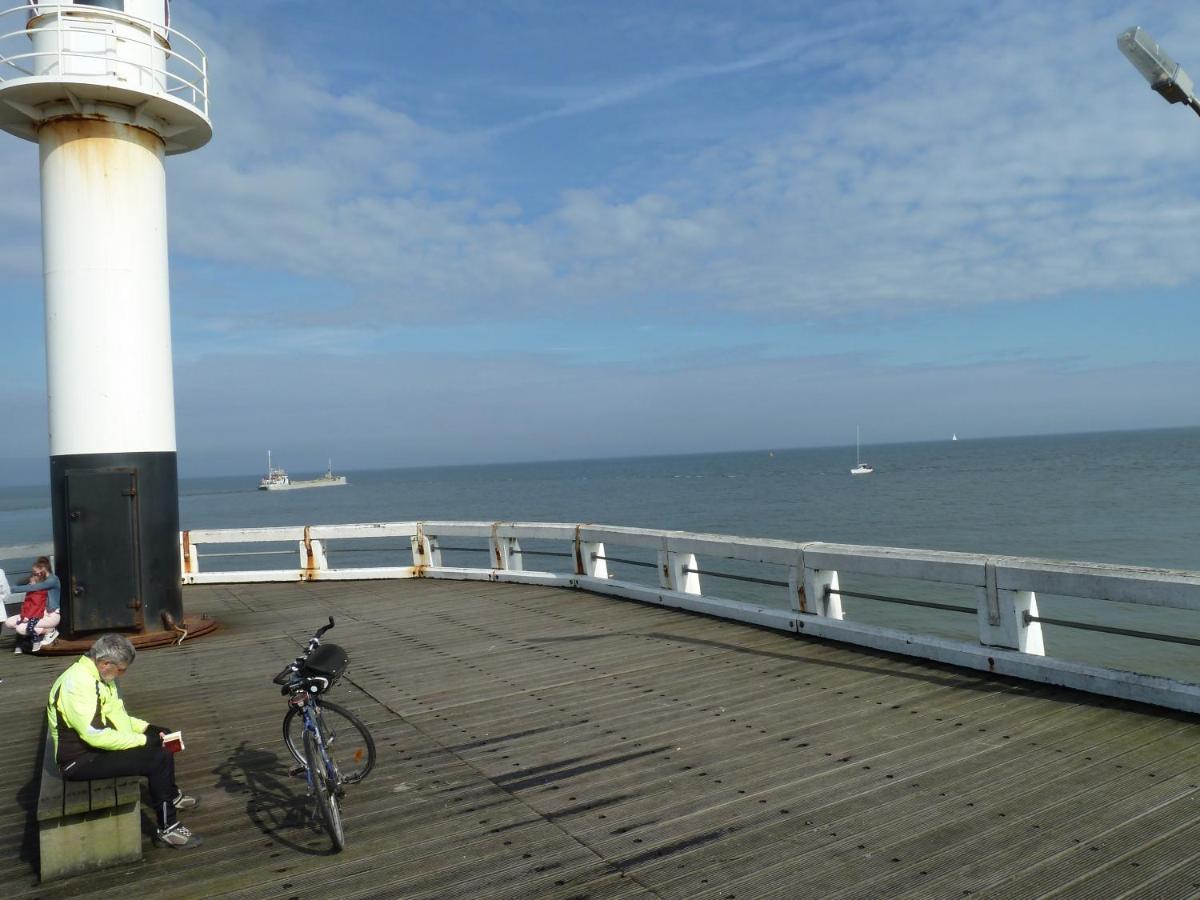 Dodo Des Iles Bed and Breakfast Koksijde Exteriör bild